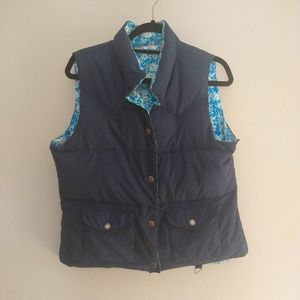 American Eagle Outfitters reversible puffer vest
